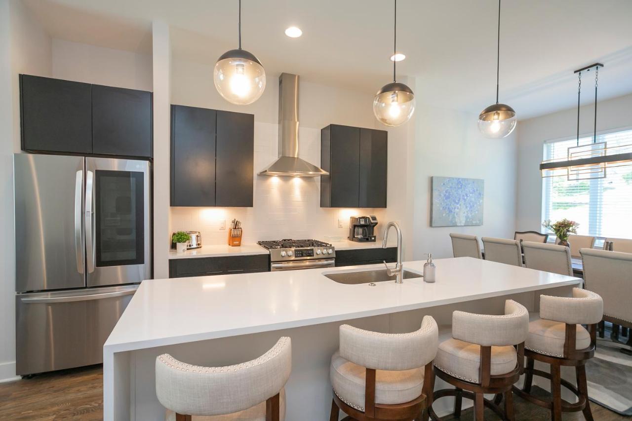 Luxury Townhome Skyline Views Mins To Dt Nashville Buitenkant foto