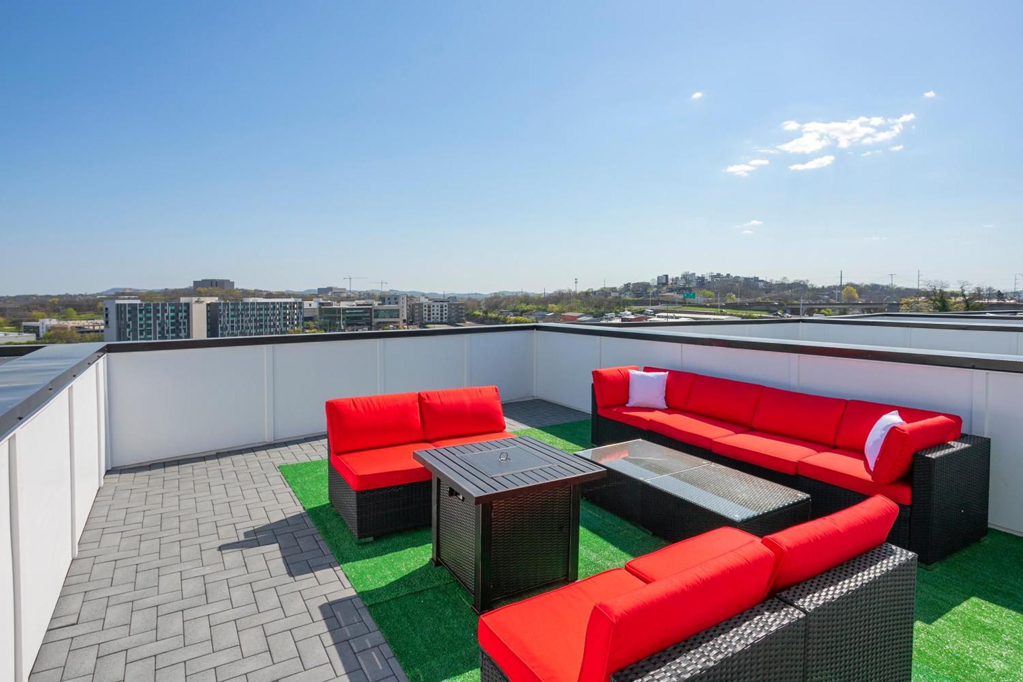 Luxury Townhome Skyline Views Mins To Dt Nashville Buitenkant foto
