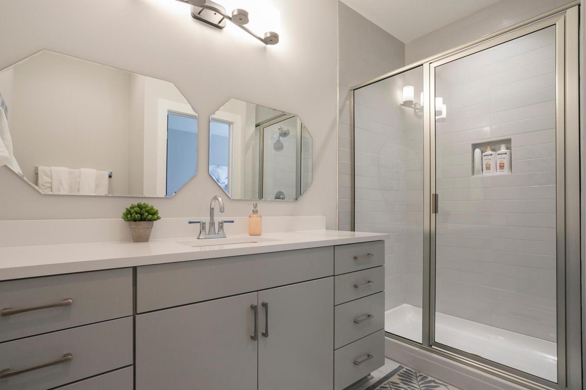 Luxury Townhome Skyline Views Mins To Dt Nashville Buitenkant foto