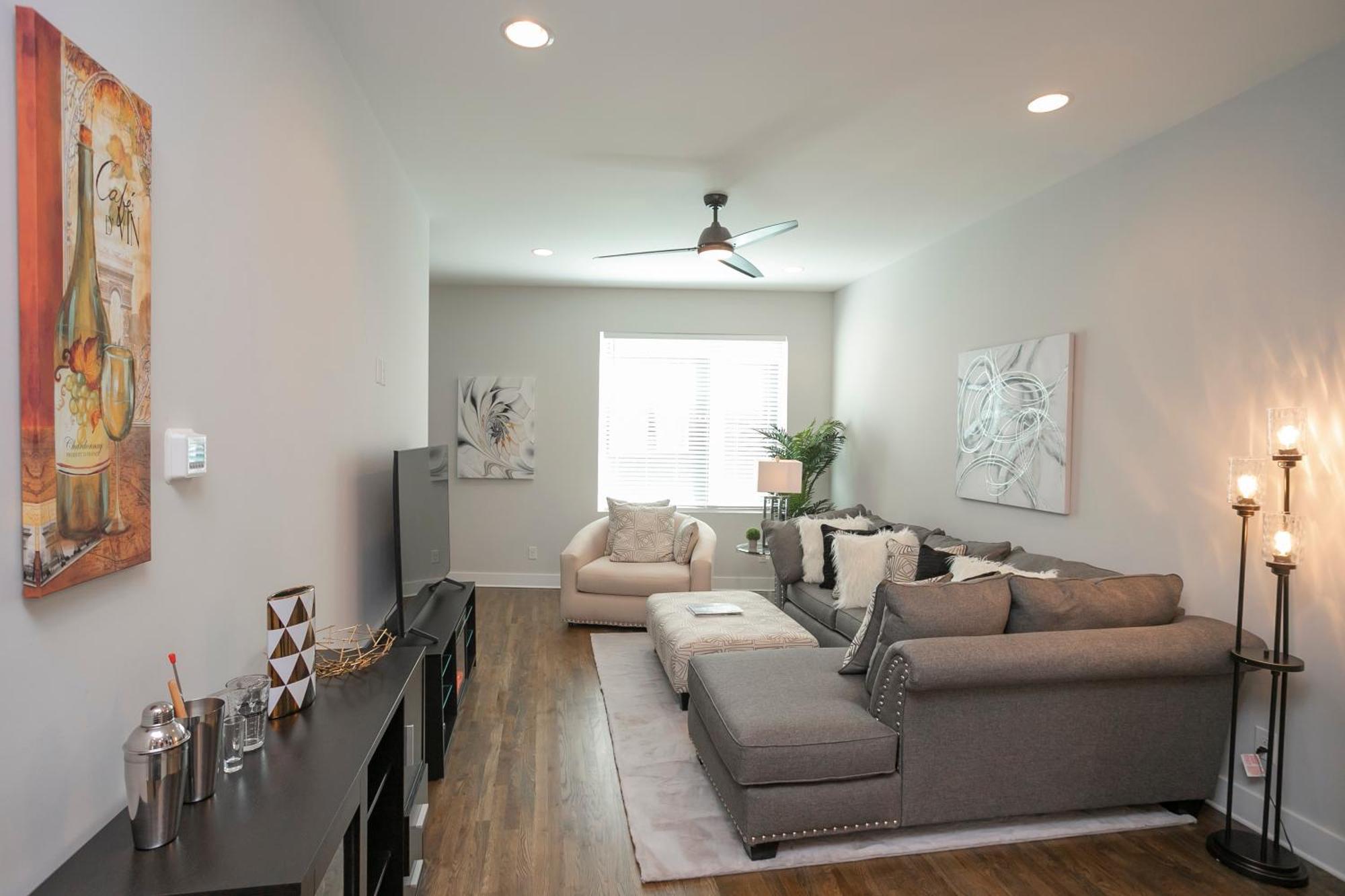 Luxury Townhome Skyline Views Mins To Dt Nashville Buitenkant foto