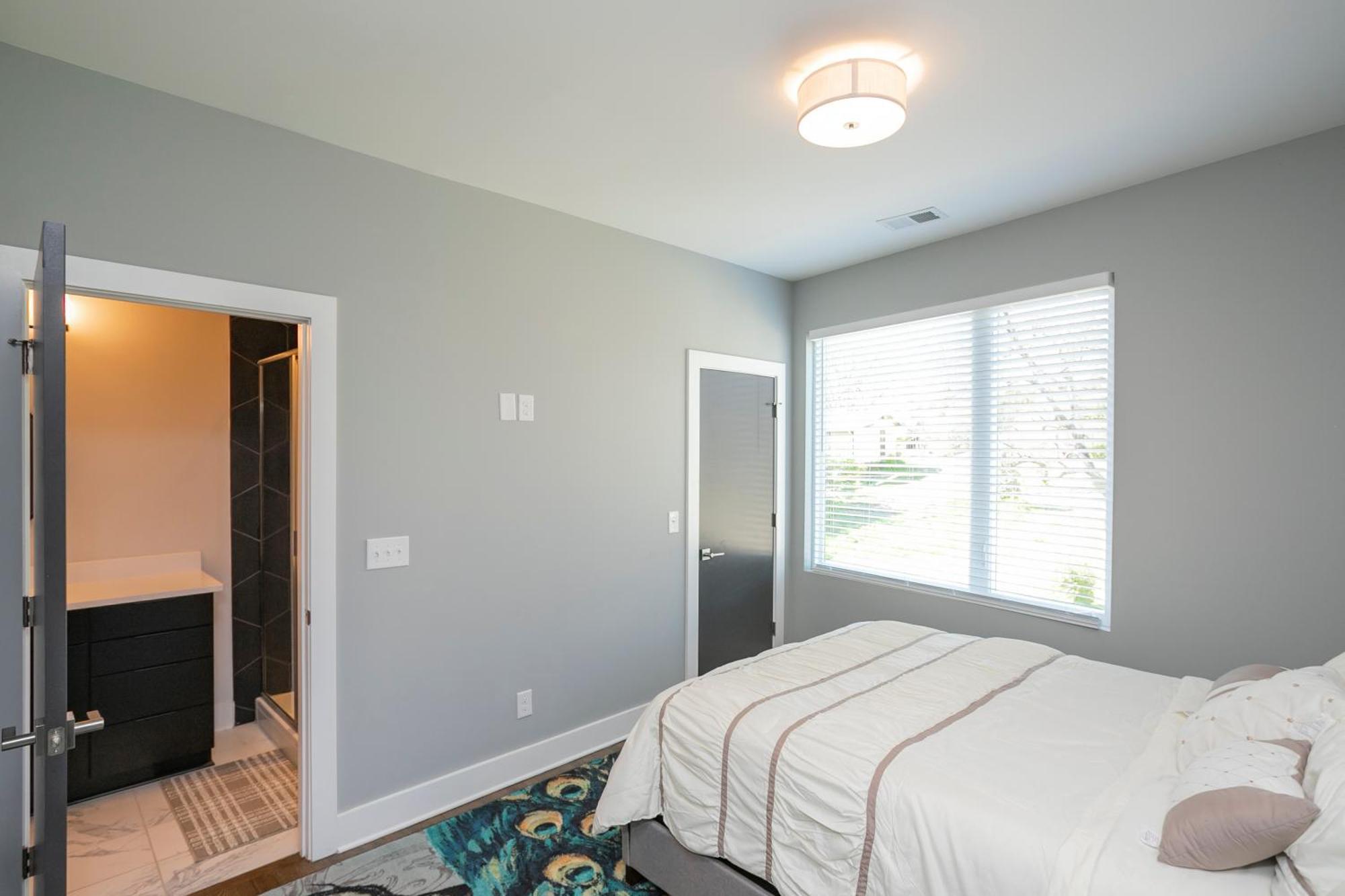 Luxury Townhome Skyline Views Mins To Dt Nashville Buitenkant foto