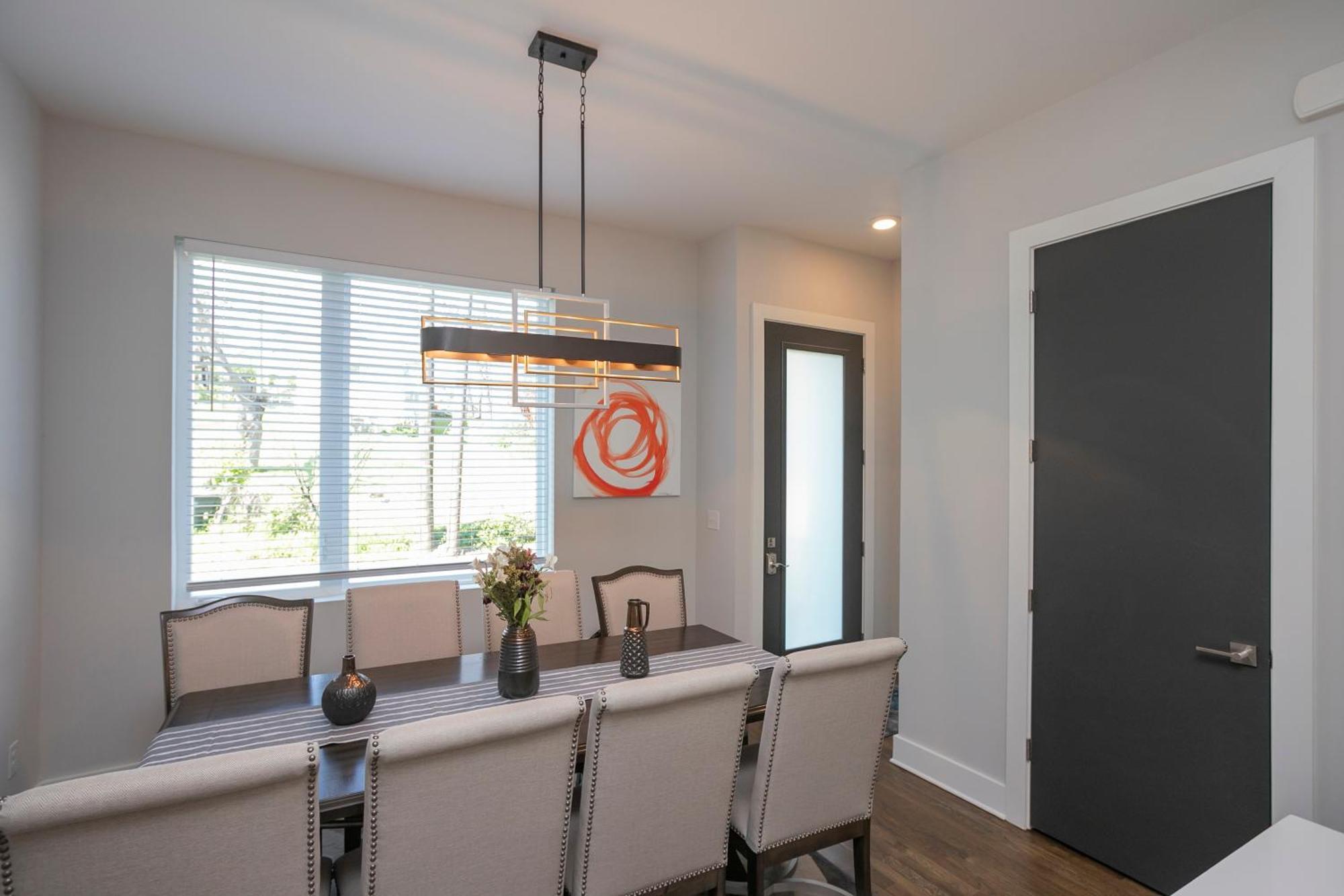 Luxury Townhome Skyline Views Mins To Dt Nashville Buitenkant foto