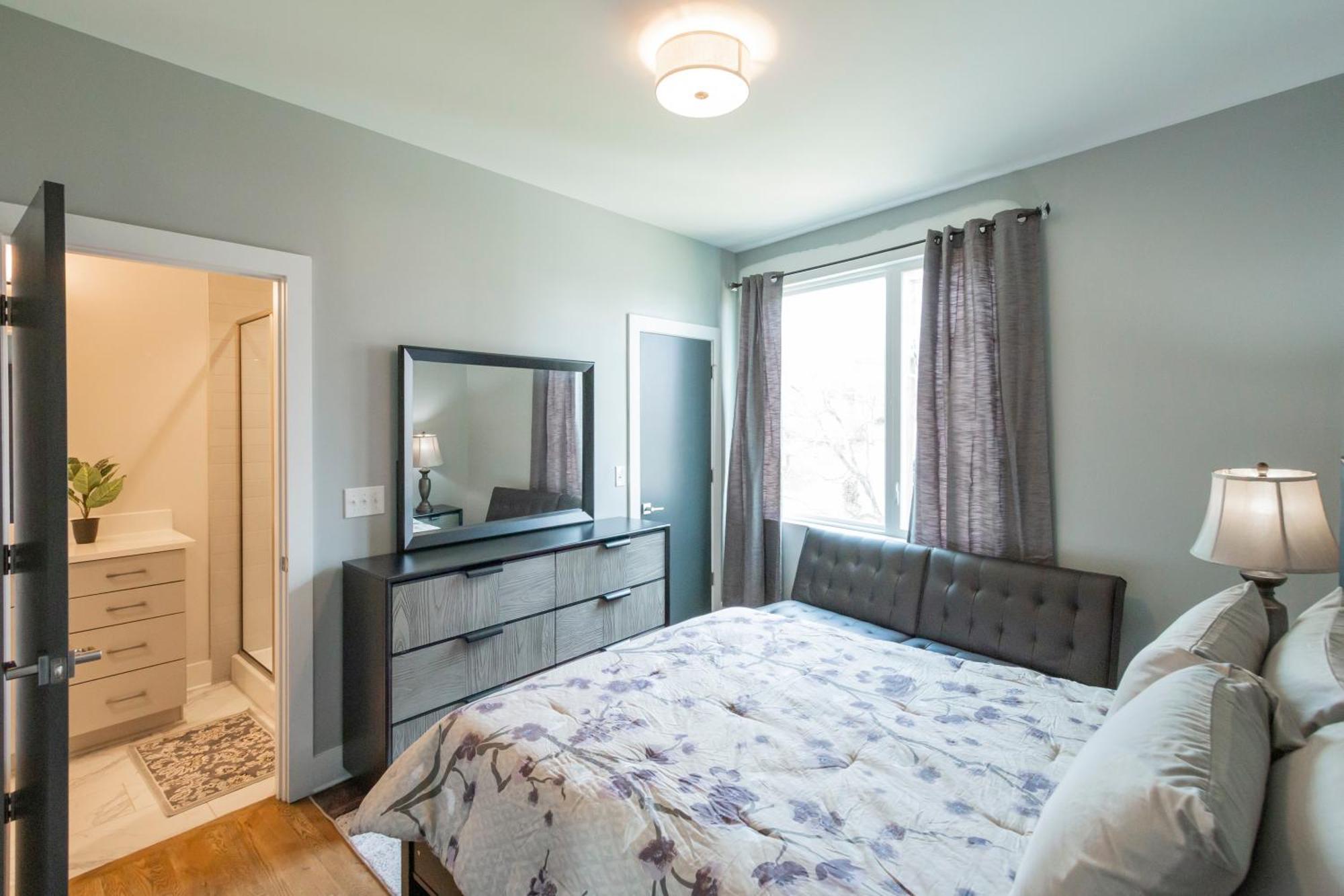 Luxury Townhome Skyline Views Mins To Dt Nashville Buitenkant foto